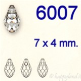 Swarovski® 6007 - 7 x 4 mm - Small briolette pendant